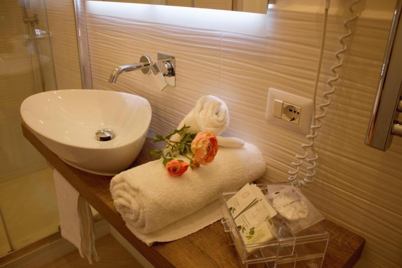 52 Vespasiano Vatican Suites Рим Экстерьер фото